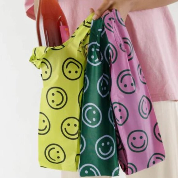 NWOT Wine Baggu - Raspberry Happy - Picture 4 of 4